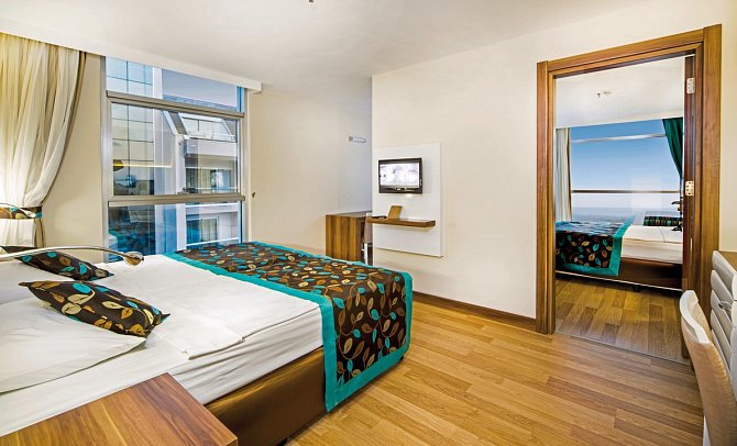 Dizalya Palm Garden - Wohnbeispiel Familienzimmer mit Verbindungstür (Zimmercodierung FV1)