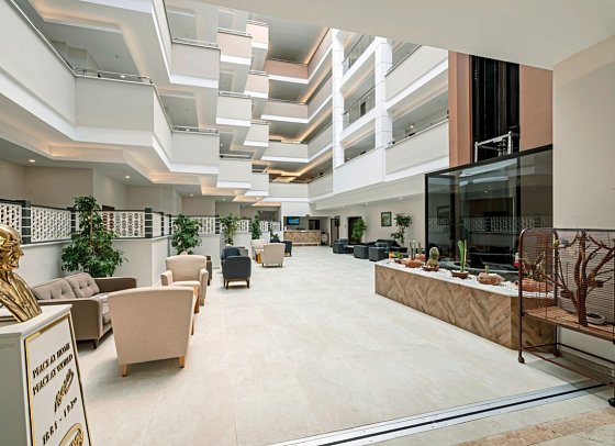 Club Dizalya