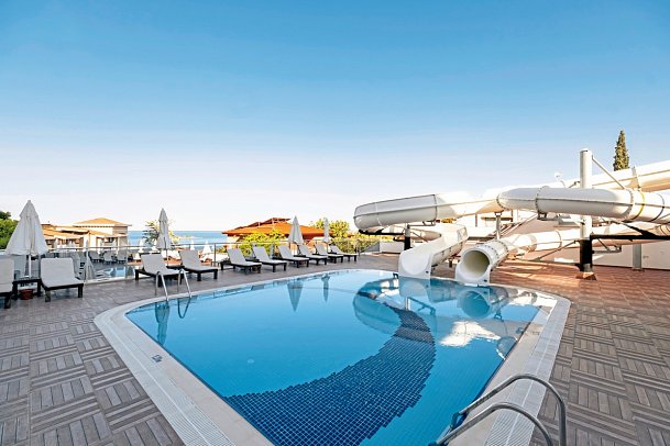 Laguna Beach Alya Resort & Spa