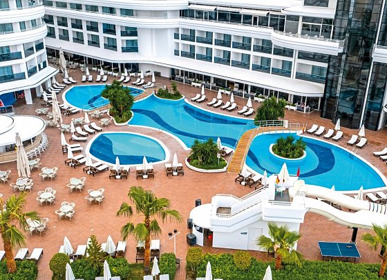 Laguna Beach Alya Resort & Spa