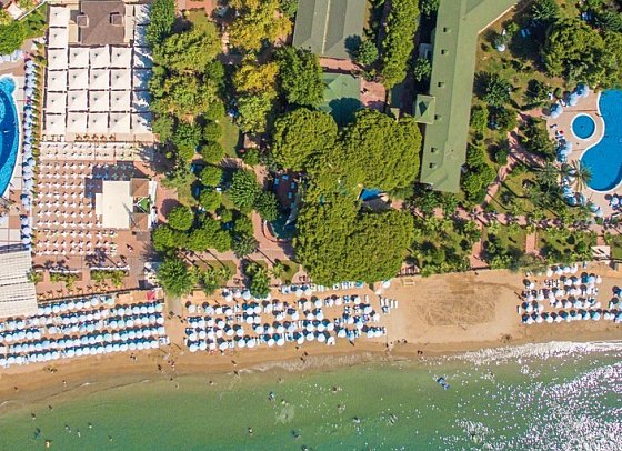 Lonicera World Hotel