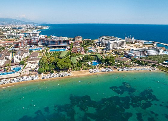 Lonicera World Hotel