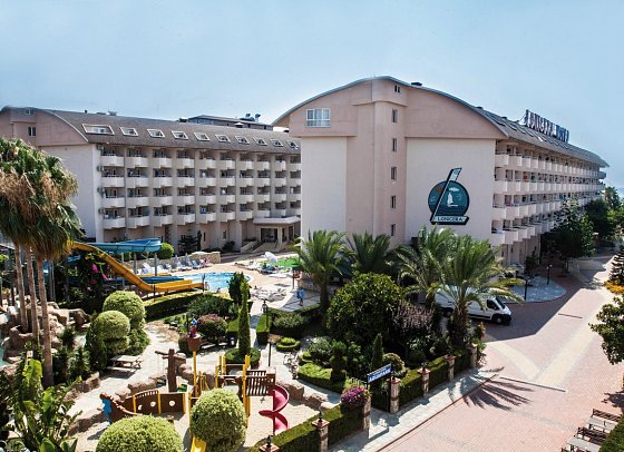 Lonicera World Hotel