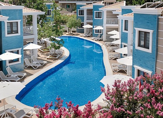 Quattro Family Club DEM Hotel - Lagunenpool