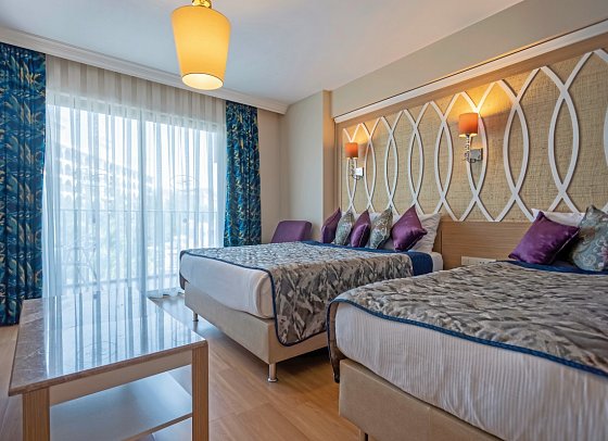 Quattro Family Club DEM Hotel - Wohnbeispiel Doppelzimmer Lage nach Verfügbarkeit (Zimmercodierungen DB1 & DC1)