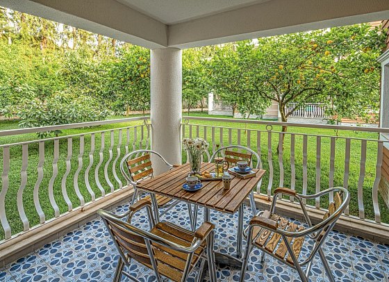 Quattro Family Club DEM Hotel - Beispiel Balkon Garten Familienzimmer Rabbits Konzept (Zimmercodierungen FB1 & FB2)