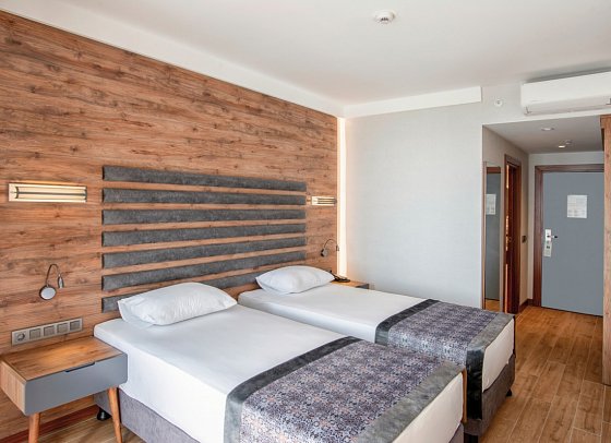 Riviera Zen Hotel