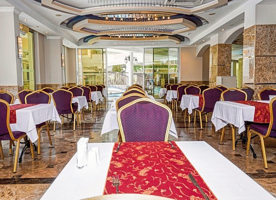 Tac Premier Hotel & Spa