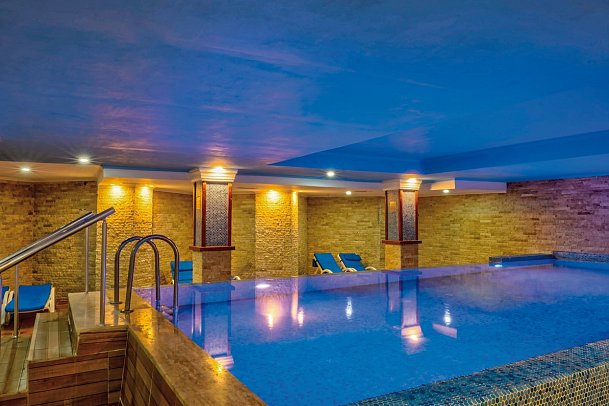 Tac Premier Hotel & Spa