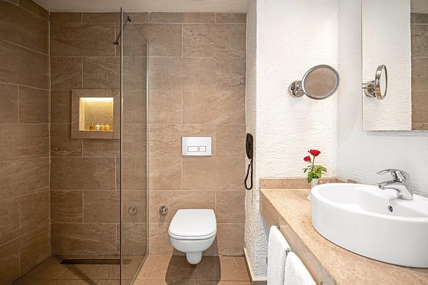 Yalihan Aspendos - Wohnbeispiel Doppelzimmer seitl. Meerblick (Zimmercodierungen DBN & DCN)