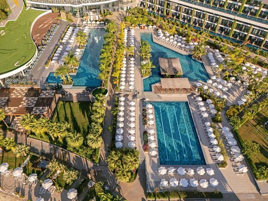 Mylome Luxury Hotel & Resort