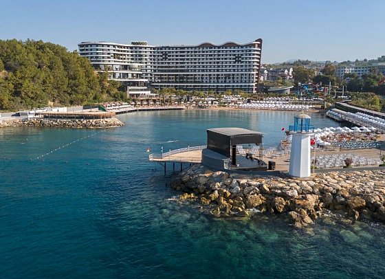 Mylome Luxury Hotel & Resort