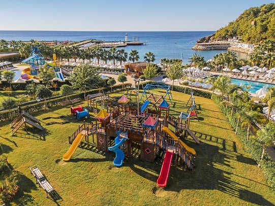 Mylome Luxury Hotel & Resort