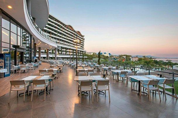 Mylome Luxury Hotel & Resort