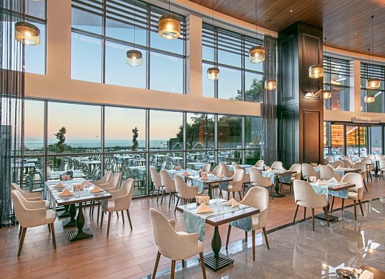 Mylome Luxury Hotel & Resort