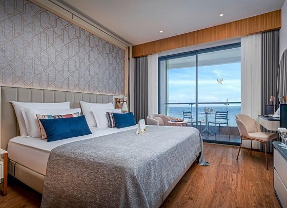 Mylome Luxury Hotel & Resort - Wohnbeispiel Doppelzimmer Meerblick (Zimmercodierungen DBM & DCM)