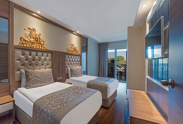 Oz Hotels Sui Resort - Wohnbeispiel Familienzimmer (Zimmercodierungen FB1 & FE1)