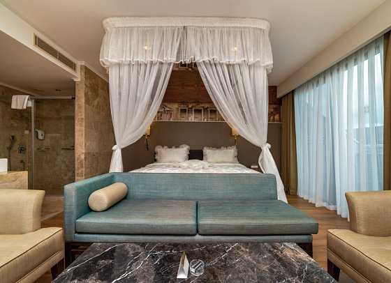 Commodore Elite Suites & Spa - Wohnbeispiel Romance Suite (Zimmercodierung WB2)