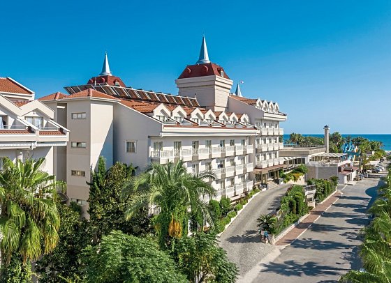 Aydinbey Famous Resort