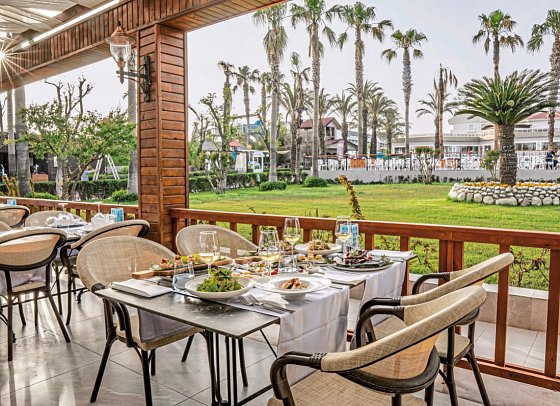 Aydinbey Famous Resort