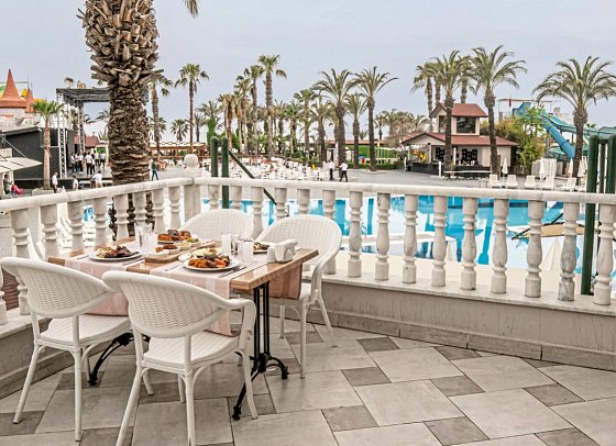 Aydinbey Famous Resort