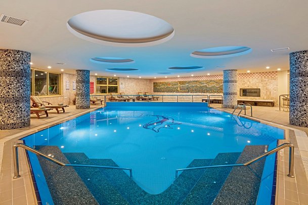 Aydinbey Famous Resort