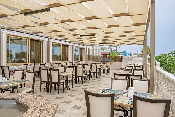 Aydinbey Famous Resort