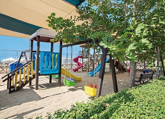 Trendy Verbena Beach