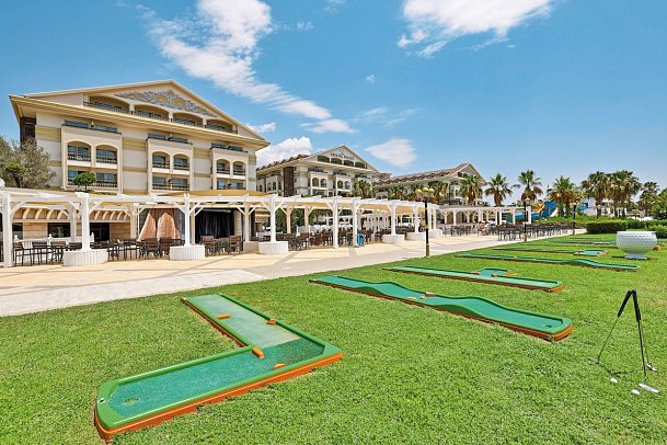 Diamond Excellence Resort & Spa