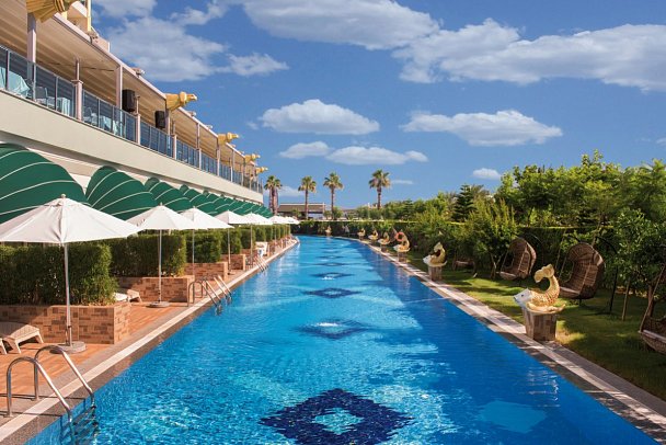 Delphin Imperial