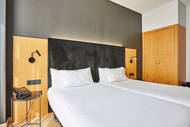 Silken Hotel Sant Gervasi - Wohnbeispiel Doppelzimmer Standard (Zimmercodierung DG1)