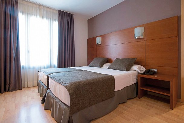 Hotel Via Augusta - Wohnbeispiel Doppelzimmer Standard (Zimmercodierung DG1)