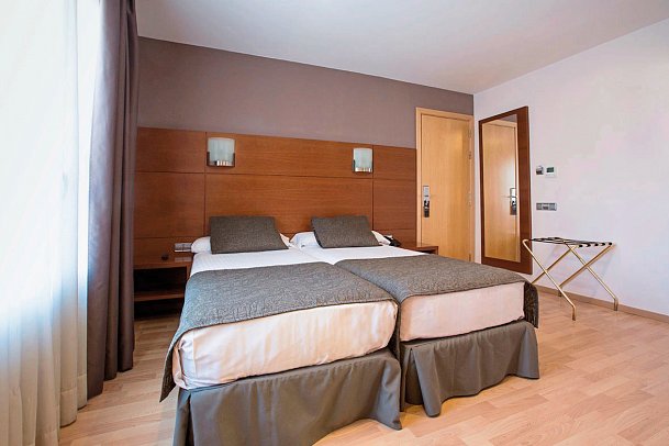 Hotel Via Augusta - Wohnbeispiel Doppelzimmer Standard (Zimmercodierung DG1)