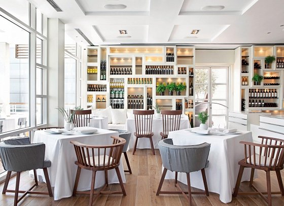 Hotel Arts Barcelona - Enoteca Paco Perez