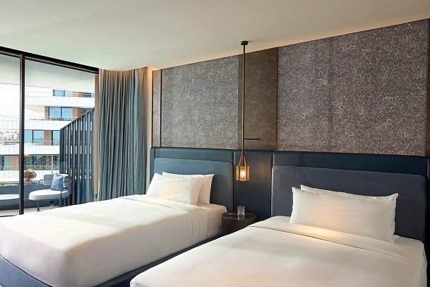 SLS Barcelona - Bedroom Captivate