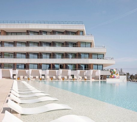 SLS Barcelona - Hauptpool