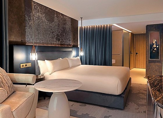 SLS Barcelona - Bedroom Delight