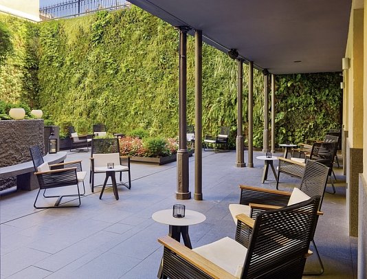 H10 Urquinaona Plaza