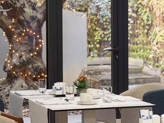 H10 Urquinaona Plaza - Restaurant Novecento