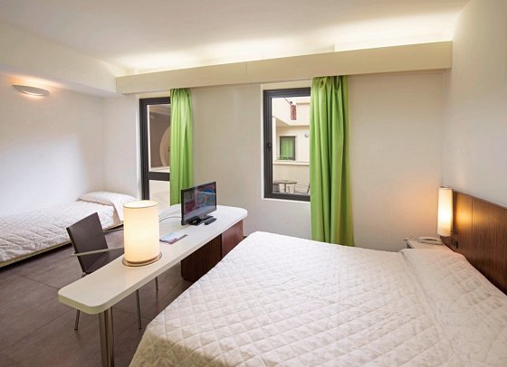 VOI Alimini Resort - Wohnbeispiel Familienzimmer (Zimmercodierung FB1)