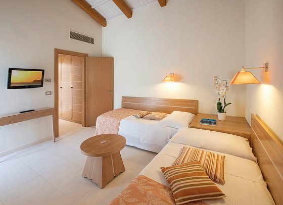 Vivosa Apulia Resort - Wohnbeispiel Familienzimmer Superior Plus (Zimmercodierung FS2)
