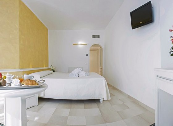 Grand Hotel Costa Brada - Wohnbeispiel Doppelzimmer Komfort (Zimmercodierung DF1)