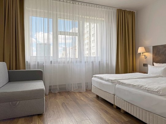 SORAT Hotel Berlin - Wohnbeispiel Familienzimmer (Zimmercodierung FB1)