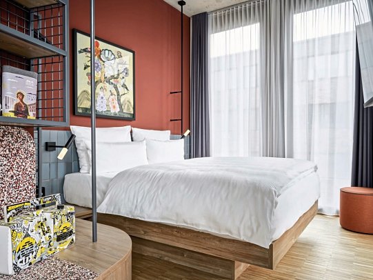 URBAN LOFT Berlin - Wohnbeispiel Doppelzimmer Urban Blick (Zimmercodierung DB1)