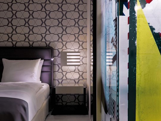 H10 Berlin Ku'damm - Wohnbeispiel Doppelzimmer Deluxe (Zimmercodierung DD1)