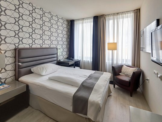 H10 Berlin Ku'damm - Wohnbeispiel Doppelzimmer Deluxe (Zimmercodierung DD1)