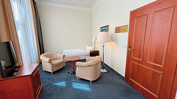 Wyndham Garden Berlin Mitte - Wohnbeispiel Dreibettzimmer (Zimmercodierung TB1)