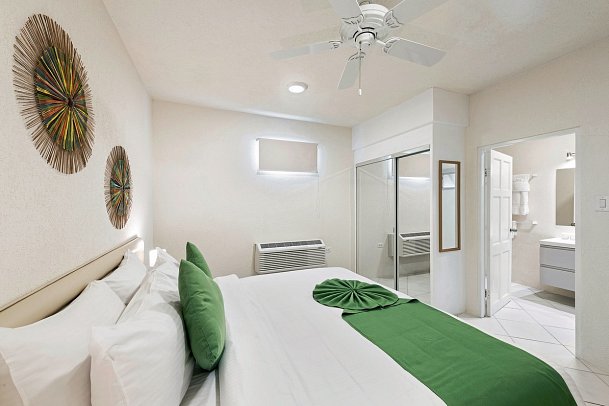 Coconut Court Beach - Wohnbeispiel Deluxe One Bedroom Apartment Landside (Zimmercodierung ADG)