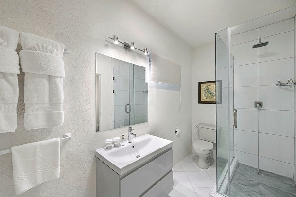 Coconut Court Beach - Badbeispiel (Zimmercodierung ADG)