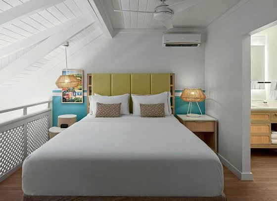 Crystal Cove, Barbados, A Tribute Portfolio All-Inclusive Resort - Wohnbeispiel Ocean Front Duplex 1 Bedroom Suite King (Zimmercodierung U1O)